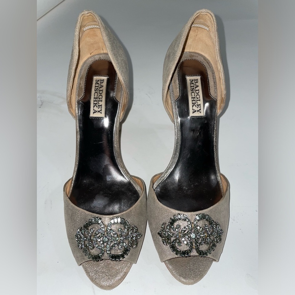 Badgley Mischka Silver Pewter Giana II D’orsay Pumps Size 9M